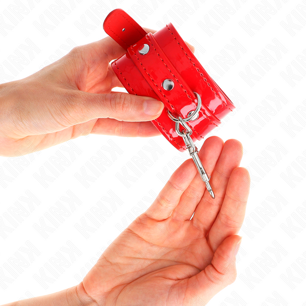 Kink muñequeras con tachuelas rojo ajustable 23 33 cm