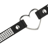 Coquette choker cuero vegano corazon