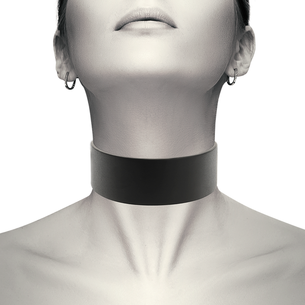 Coquette choker cuero vegano