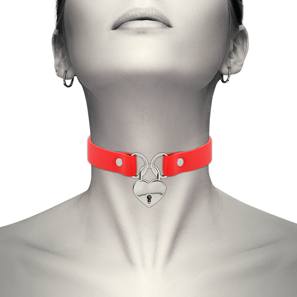 Coquette collar cuero vegano rojo accesorio corazón con llave
