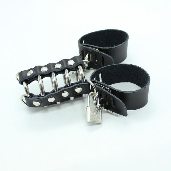 Ohmama jaula pene con anillas metalicas y correas piel
