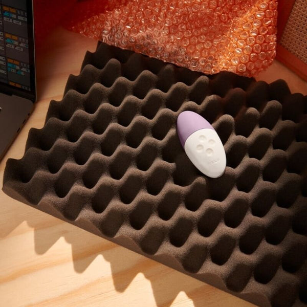 Lelo siri 3 masajeador de clítoris lavanda