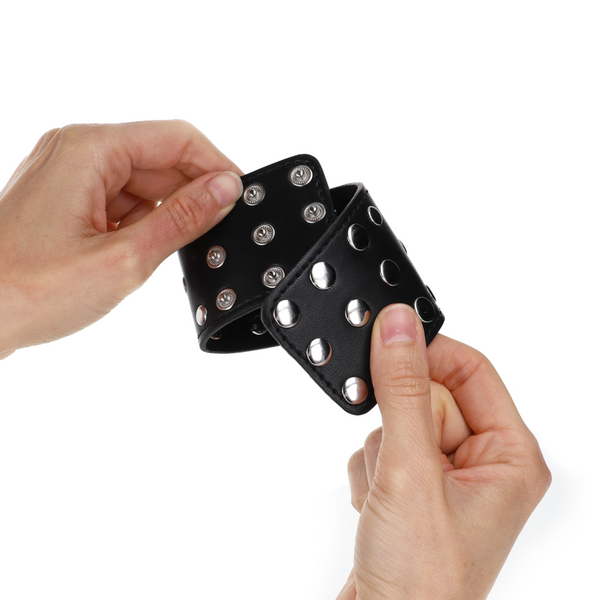Kink muñequeras con cierre a presión lleno de tachuelas ajustable negro 19 24 cm x 5.5 cm