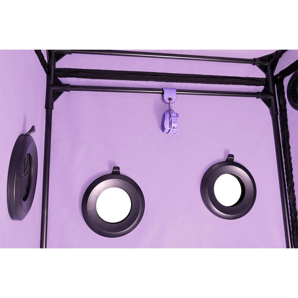 Secret kink club cabina scandale morado