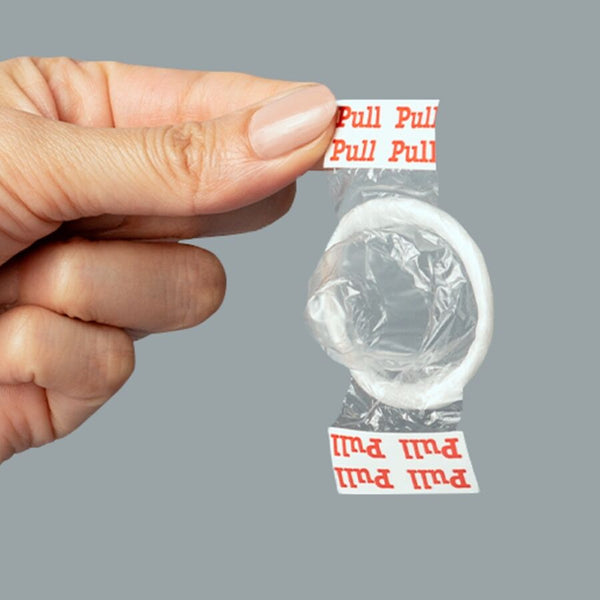 Uniq pull preservativos con tiras sin látex 3 unidades