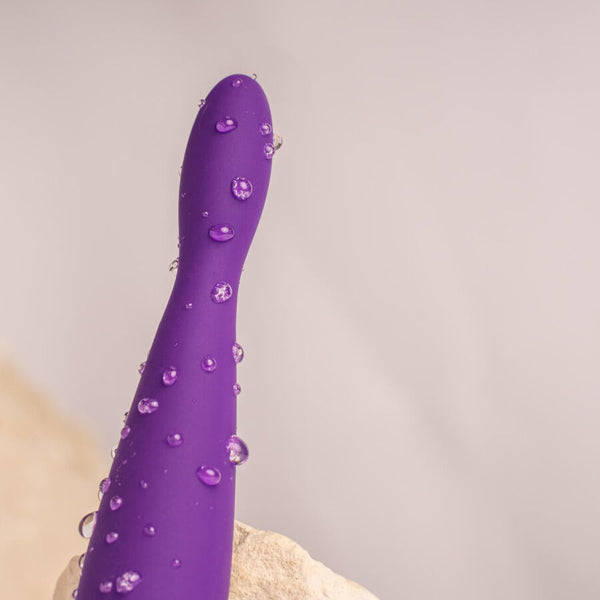 Petite sensations teazer plug anal vibrador morado