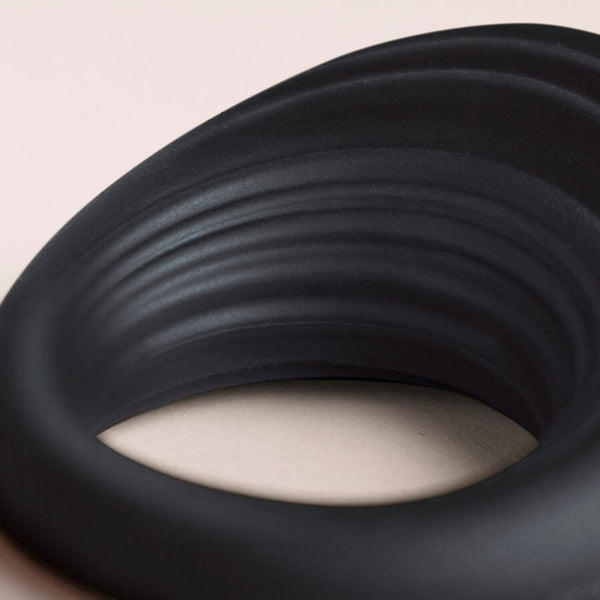 Spire anillo vibrador para el pene negro