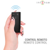 Vibrador Cynthia con movimiento de empuje, control remoto y calor