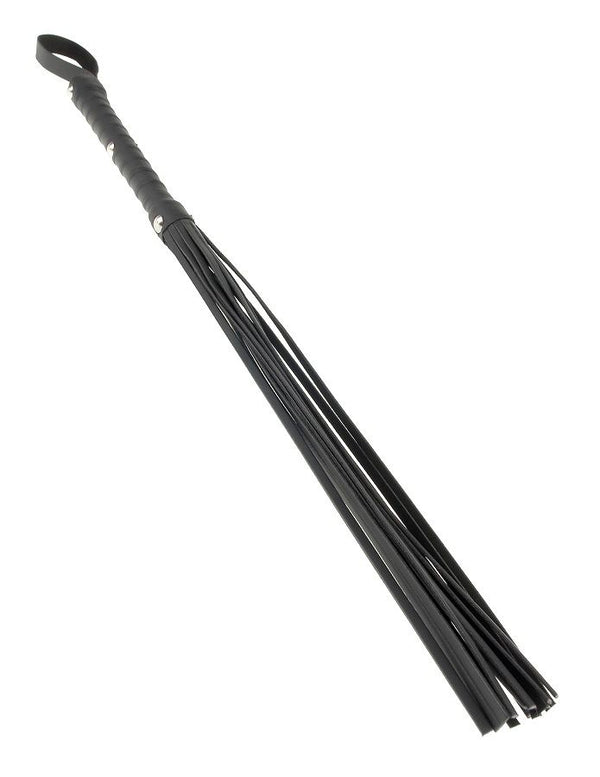 Fetish latigo azotador piel negro