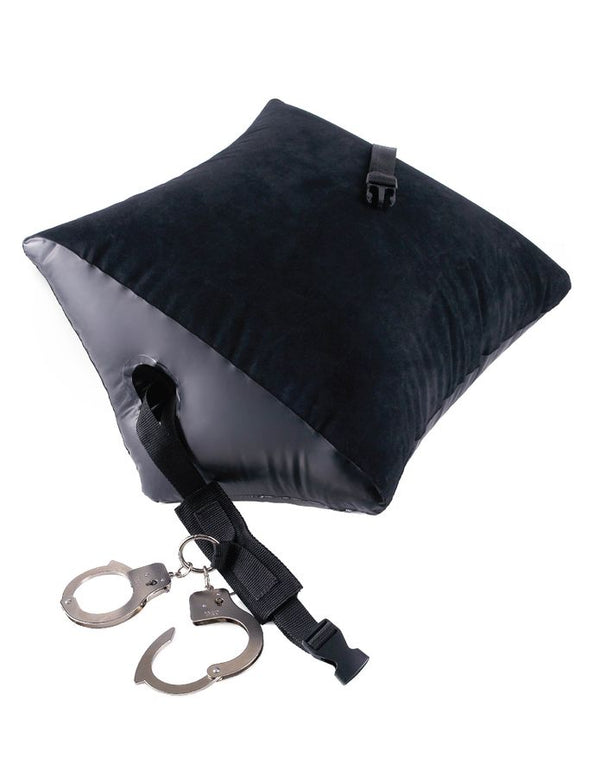 Fetish almohada hinchable posicion master con esposas